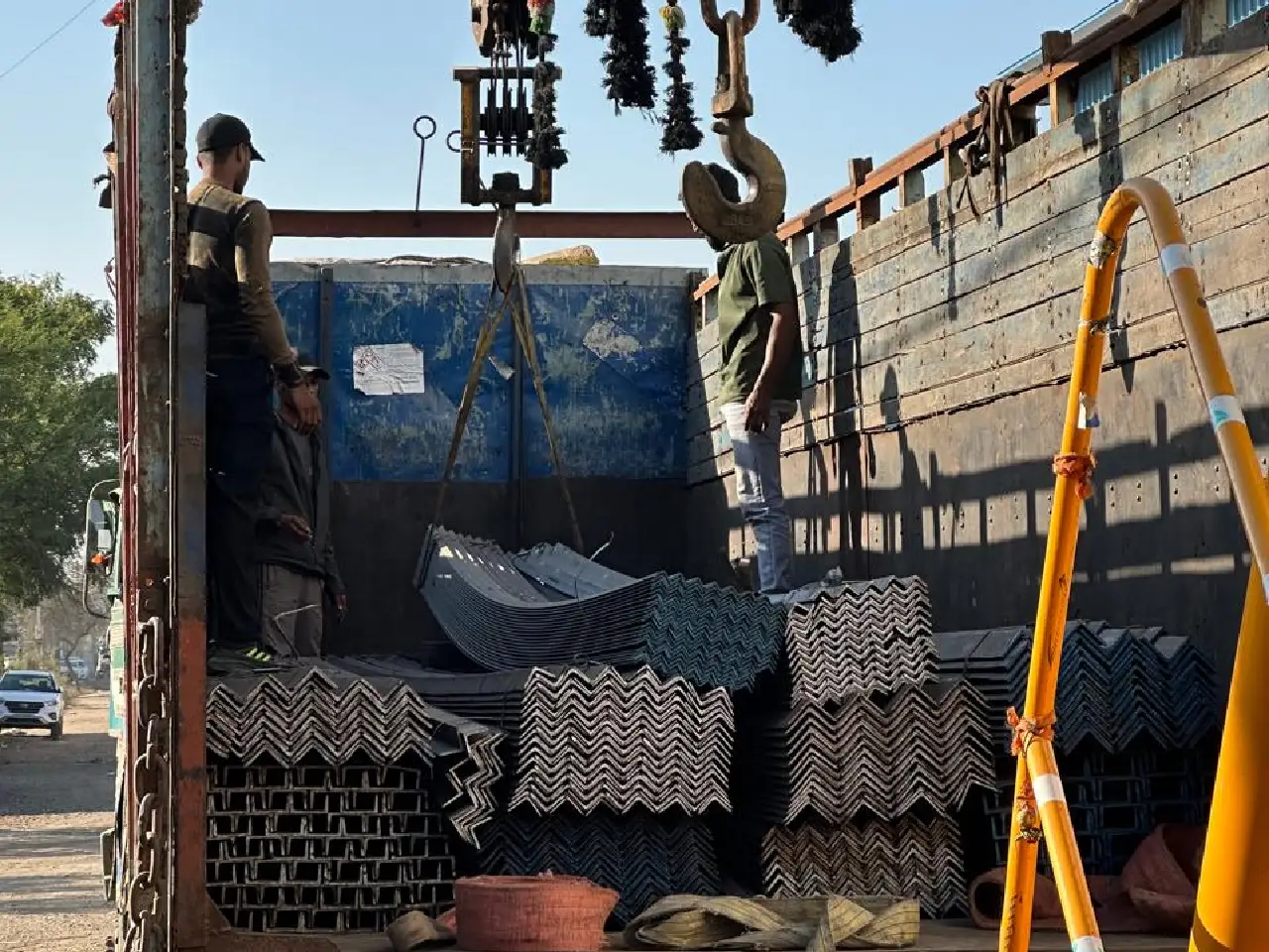 Description of image 2